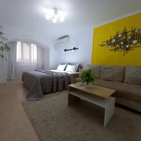 Яркая Звезда Apartment Aktobe Exterior photo