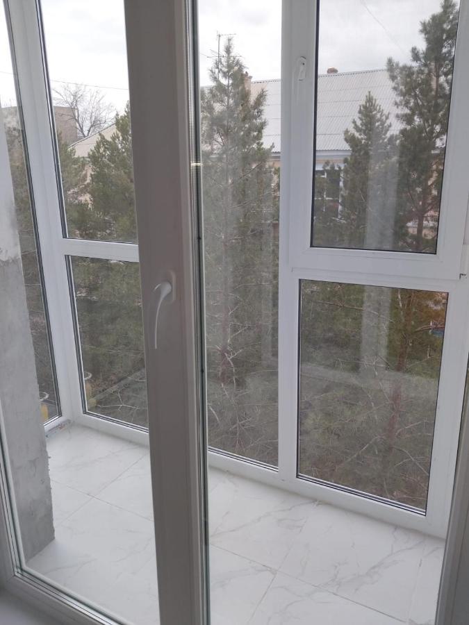 Apartment однокомнатная на улице шернияза 39 16 *